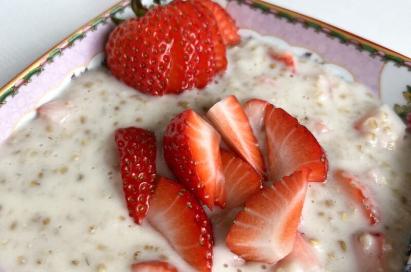 Homemade Strawberries and Cream Oatmeal